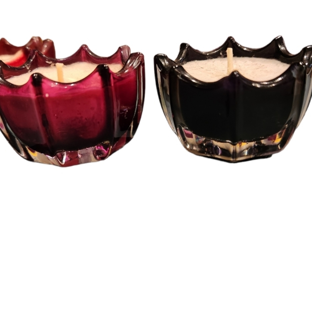 D.L. & CO. FLORAL SCALLOP CANDLE SET OF 4, 2OZ EACH - Picture 3 of 16